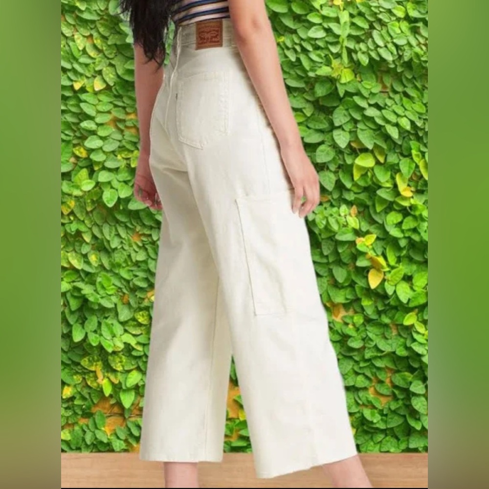 Levi’s High Waisted Wide Leg Crop Utility Jeans White Women’s 29